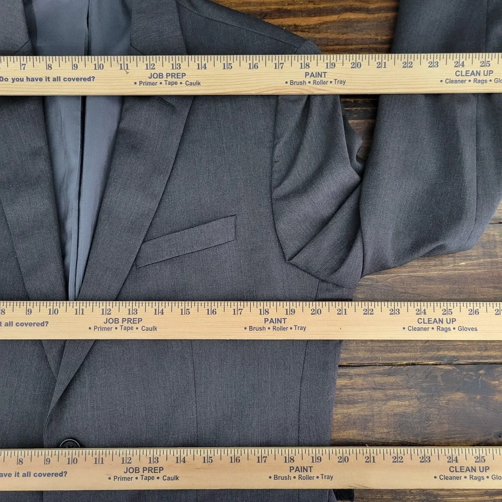 Banana Republic Men's Sport Coat Blazer Two Button‎ Charcoal Lanicifio Wool 42L